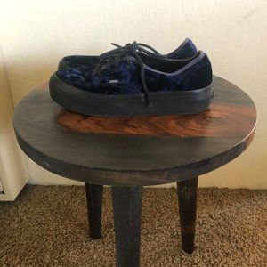 BLUE SUEDE PLATFORM VANS